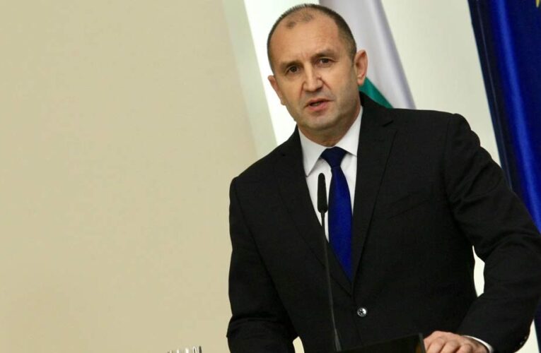 Румен Радев предупреди за бъдеще с проблемни коалиции на власт