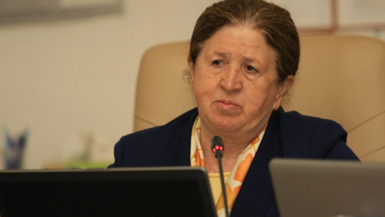 Председателят на ЦИК хвърли оставка