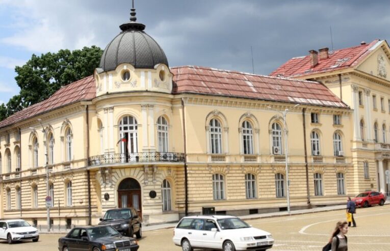 И учени от БАН поискаха оставката на правителството