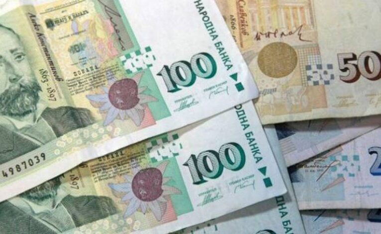 Дават на съд жена за данъчна измама за милиони