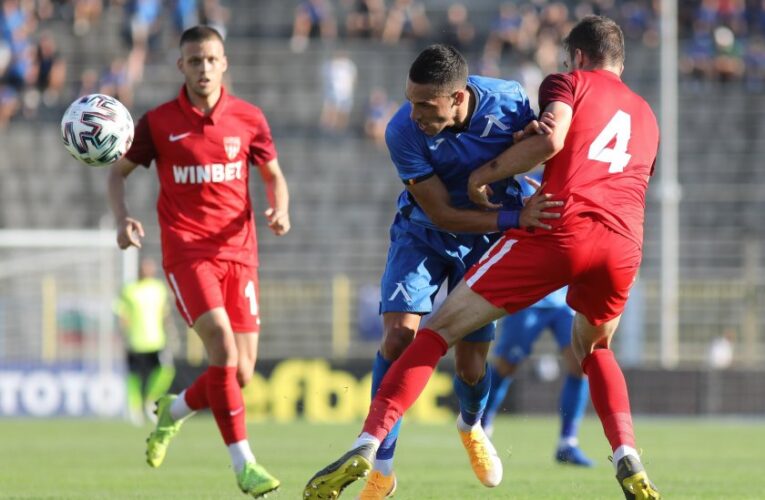 Любо Пенев матира „Левски“ на „Герена“