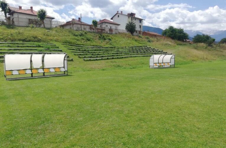 Носител на Купата с ЦСКА преобрази стадиона в Добринище