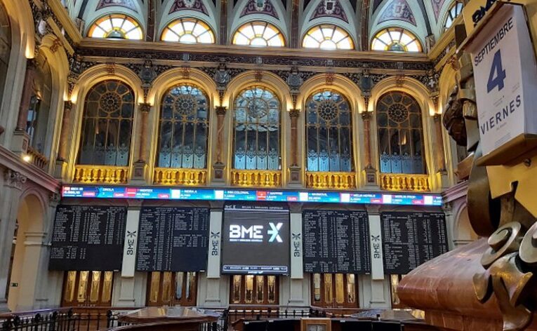 Две от най-големите испански банки са готови да се слеят