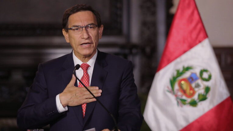 Парламентът на Перу стартира импийчмънт на президента