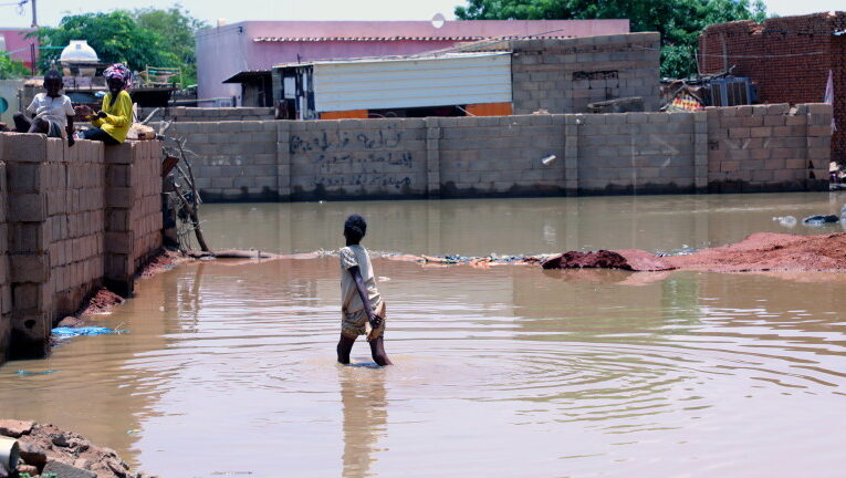 Судан обяви тримесечно извънредно положение