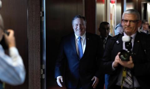 Дипломация! Помпео завърши азиатската си обиколка във Виетнам