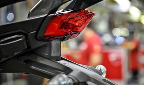 Ducati представя първия в света мотоциклет с радари