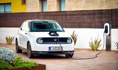 Honda ускорява с три години отказа си от ДВГ