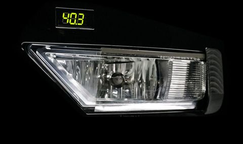 Финландци намериха решение на проблема със замръзващите фарове (ВИДЕО)