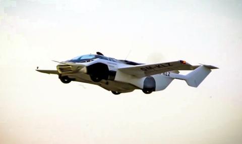 Словаци показаха първия полет на летящата си кола (ВИДЕО)