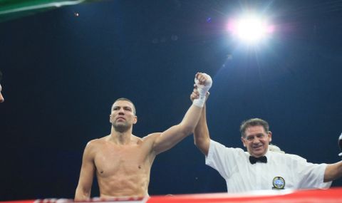 Амбициозно! Тервел Пулев ще гони световната титла в категорията си