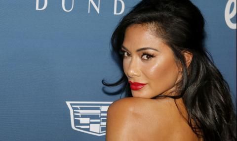 Бившата на Гришо продължава да се забавлява с новия си (СНИМКА)