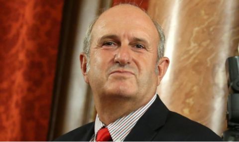 Бучковски прави нов опит за съживяване на разговорите със София