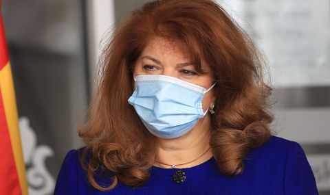 Йотова с критика към Радев: Аз не бих опредeлила един държавник като „доверено лице“ на друг