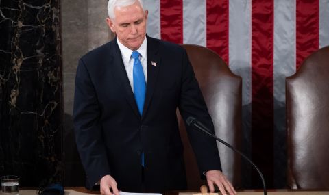 Майк Пенс отказа да свали Тръмп