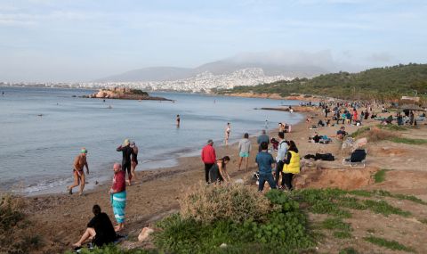 Температурна аномалия в Гърция. Жители на Атина: Това не е нормално
