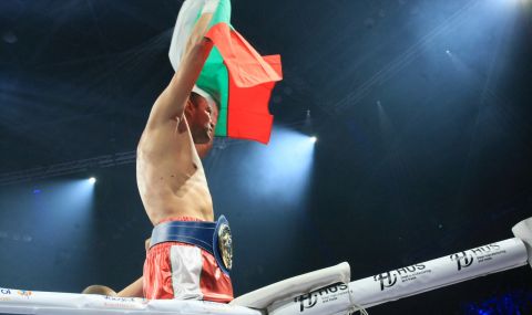 Тервел Пулев смаза намибиец за 16-ата си поредна победа (ВИДЕО)