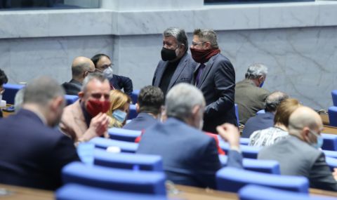 В парламента ще гласуват промени в Закона за лечебните заведения