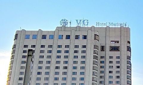 В ресторантите в хотел „Маринела“ измислиха как да „заобиколят“ противоепидемичните мерки