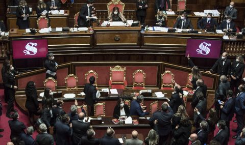 Вот на доверие за италианското правителство