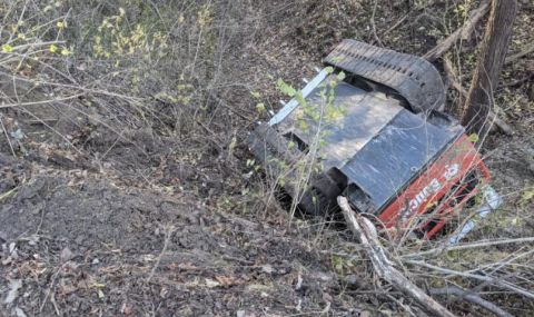 Google приложение спаси мъж след катастрофа с багер