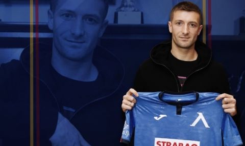 Левски подписа с Драган Михайлович