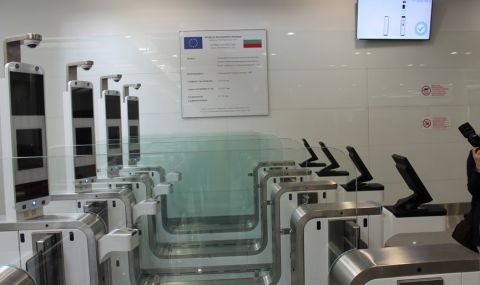 Нов полет от Бургас до северната ни съседка