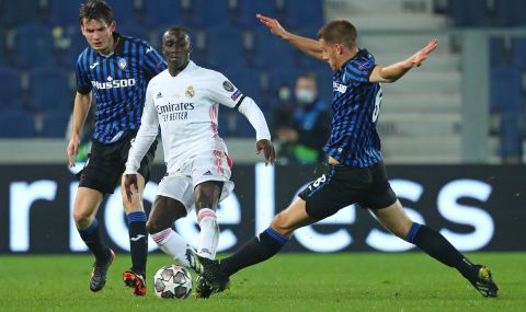 Реал Мадрид се измъчи срещу 10-тима от Аталанта, но все пак взе крехък аванс