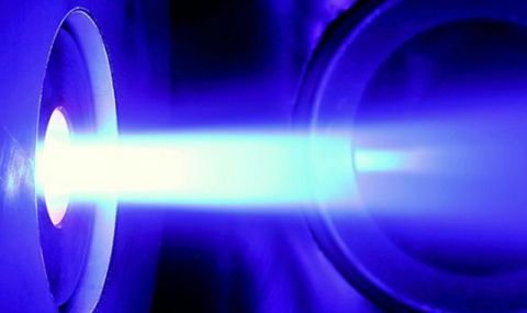 Руснаците не залагат на електромобилите. Те разработват електрически ракетни двигатели