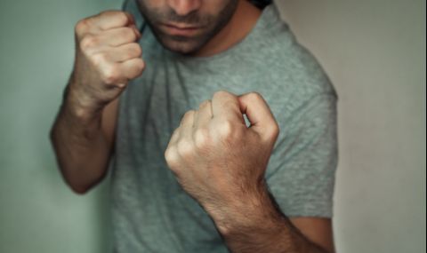 Мъж е в болница след сбиване във Врачанско