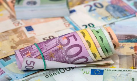 Той е млад, свръхбогат и иска да промени света: кой е милионерът Антонис Шварц