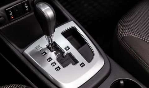 Трябва ли да се сменя маслото на автоматик, вариатор, „робот“?