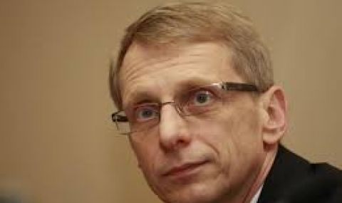 Проф. Николай Денков: Няма да се тестват деца, без съгласието на родителите