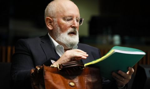 Франс Тимерманс пред БНР: ЕК ще работи усилено върху българския план за възстановяване