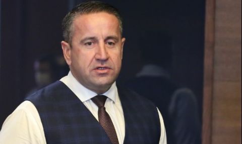 Харизанов: Няма как чужденец да участва в съвет по национална сигурност