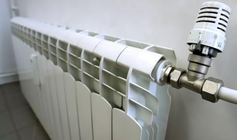 Парното и топлата вода трябва да поскъпнат с около 50%