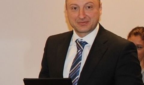 Финансовият министър: Длъжни сме да внесем бюджет за 2022 г.