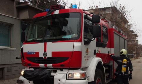 Правят оглед на изгорялата къща в Торос