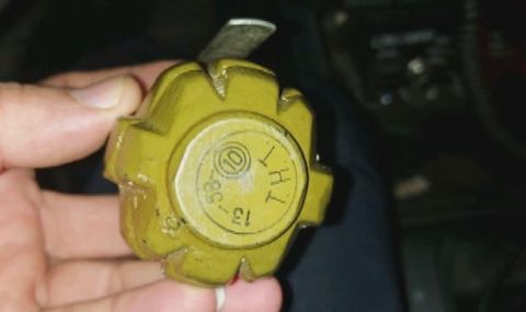 Обвинение в хулиганство за антиваксъра с граната в София