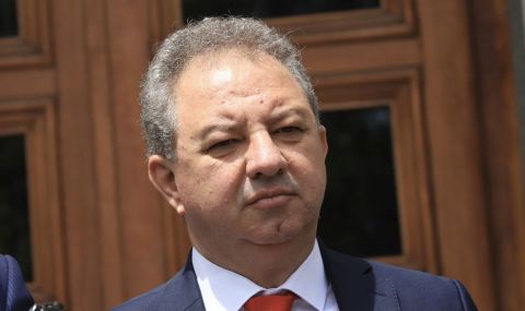 Борис Ячев: 100 дни неадекватност