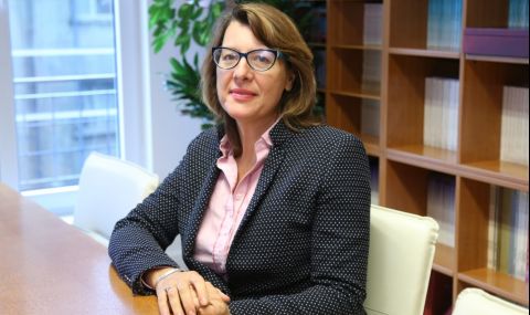 България с нов външен министър до дни