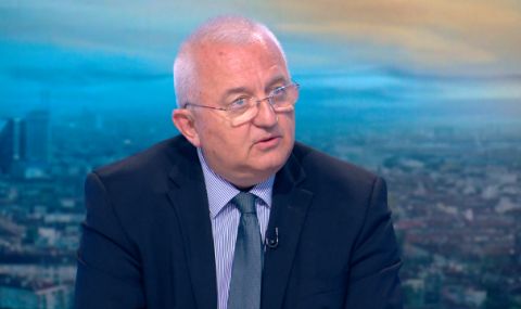 Румен Драганов обясни колко ще струват два шезлонга и чадър по морето