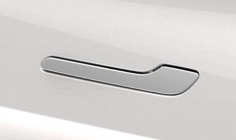 Как дръжките на вратите на Tesla спасиха шофьор от насилник? (ВИДЕО)