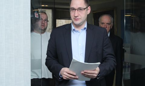 Георги Ангелов: При евтиния петрол, който България плаща, цената на бензина трябва да е 2 лева, а е над 3