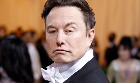 Мъск свали наполовина цените на сателитния интернет за България