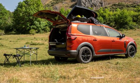 Най-дългата Dacia се превърна в кемпер
