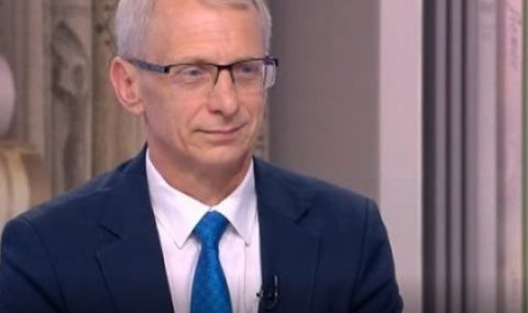 Николай Денков: Да не се допуска децата да си останат вкъщи заради липса на отопление