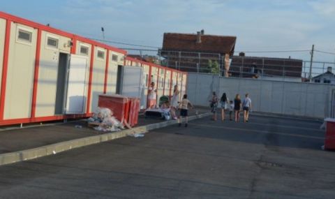 Бежанските лагери в страната са препълнени