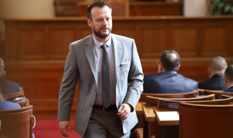 Йордан Терзийски пред ФАКТИ: Политици, маскирани като евроантлантици, пак ни плашат с тикви и се борят за лакомства