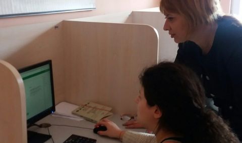 Над 23 хиляди обаждания по националната телефонна линия за деца